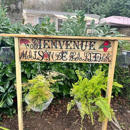 Camping Marvilla Parks -Parc Des Roches 91530 Saint-Chéron Zewnętrze zdjęcie